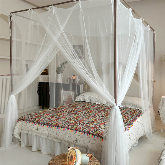 New high-end French simple rope tied palace mosquito net household bedroom three-door encrypted floor stand
New high-end French simple rope tied palace mosquito net household bedroom three-door encrypted floor stand