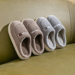 Spot cotton slippers for women's home autumn and winter indoor warm home shoes couples slippers men's winter home shoes Spot cotton slippers for women's home autumn and winter indoor warm home shoes couples slippers men's winter home shoes