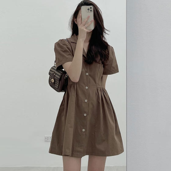 Korean chic summer French retro suit collar waist-closed and slim short sleeves small A-line dress short skirt women
Korean chic summer French retro suit collar waist-closed and slim short sleeves small A-line dress short skirt women