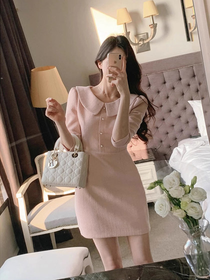 Korean chic spring temperament small fragrance pink dress for women with waist slim A-line hip thick short skirt
Korean chic spring temperament small fragrance pink dress for women with waist slim A-line hip thick short skirt