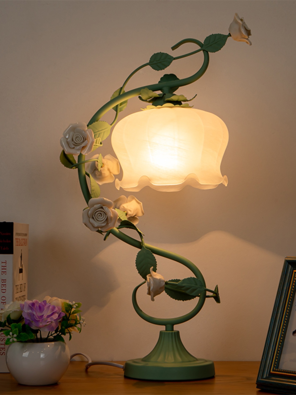 アメリカンミニマリストフラワーテーブルランプ - ベッドサイド