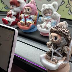 Labubu adapted safety seat car air outlet decorative ornaments cotton doll Disney car seat Labubu adapted safety seat car air outlet decorative ornaments cotton doll Disney car seat