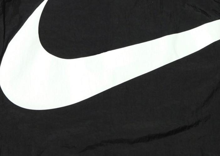 Nike 背后大勾教练夹克 Nike 背后大勾教练夹克