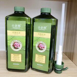 Little Teacher Rose Essential Oil 1000ml large bottle of whole body massage scraping shoulder neck chest back aromatherapy body essential oil 
Little Teacher Rose Essential Oil 1000ml large bottle of whole body massage scraping shoulder neck chest back aromatherapy body essential oil