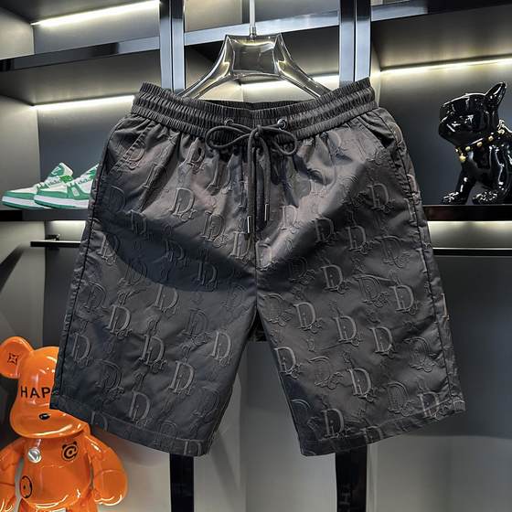 Men's high-end European steel printed ice silk casual shorts 2025 new summer trendy brand thin beach five-point pants men
Men's high-end European steel printed ice silk casual shorts 2025 new summer trendy brand thin beach five-point pants men