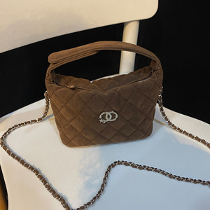Velvet lunch box bag small fragrant style bag women's 2025 new autumn and winter chain high-end handbag female hobo bag 
Velvet lunch box bag small fragrant style bag women's 2025 new autumn and winter chain high-end handbag female hobo bag