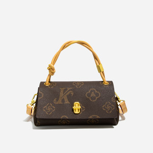 Light luxury niche bag women's 2025 new super popular old flower portable pillow bag, fashionable and versatile single shoulder crossbody bag 
Light luxury niche bag women's 2025 new super popular old flower portable pillow bag, fashionable and versatile single shoulder crossbody bag