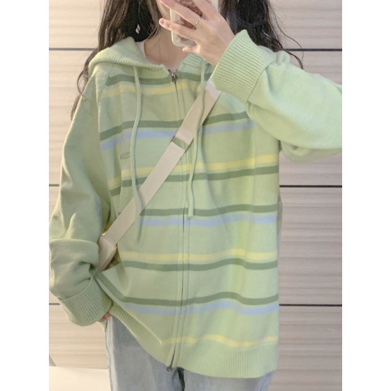 High-quality spot Early autumn Japanese soft and glutinous casual lazy style deer sweater hooded zipper jacket CC
High-quality spot Early autumn Japanese soft and glutinous casual lazy style deer sweater hooded zipper jacket CC