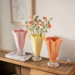 Vintage Fenton Vase, White Glass, Living Room Decoration, High-End Flower Vessel, Suitable for Fresh Flowers Vintage Fenton Vase, White Glass, Living Room Decoration, High-End Flower Vessel, Suitable for Fresh Flowers