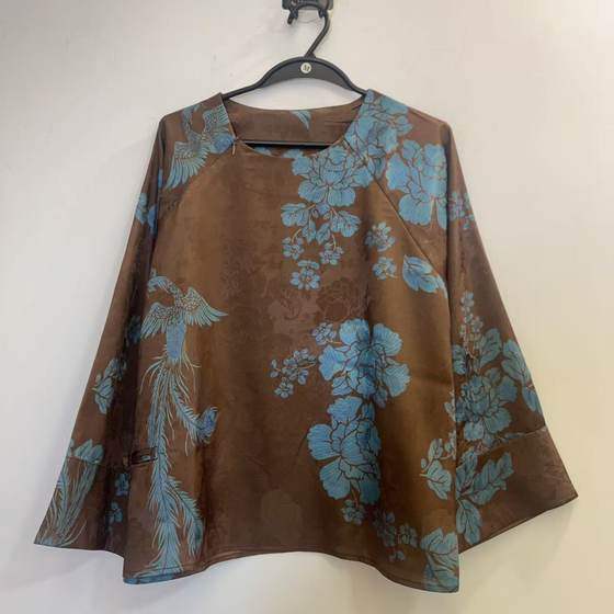 2025 spring new Chinese style round neck buckle phoenix print light and breathable versatile high-end top 2025 spring new Chinese style round neck buckle phoenix print light and breathable versatile high-end top