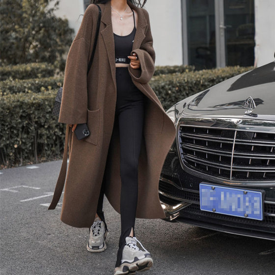 Autumn long sweater jacket for women autumn high-end loose temperament suit collar knitted cardigan solid color long sleeve single piece
Autumn long sweater jacket for women autumn high-end loose temperament suit collar knitted cardigan solid color long sleeve single piece