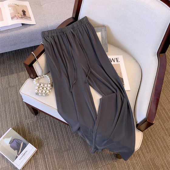 July Large size women's summer pants are loose, chic and cool -sensitive mask pants
July Large size women's summer pants are loose, chic and cool -sensitive mask pants