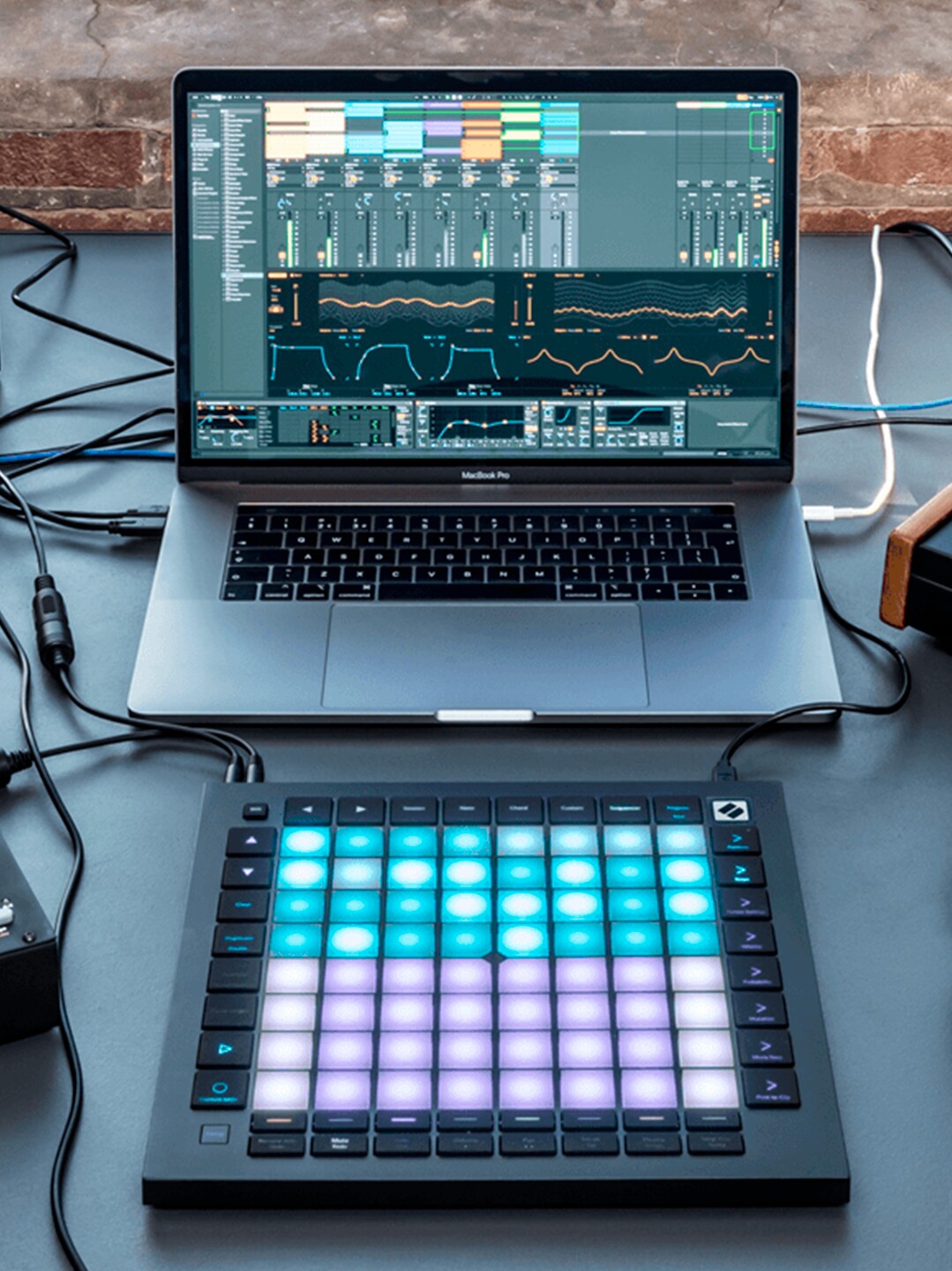 Novation Launchpad Pro X Mini Elektronik Müzik Pad'i