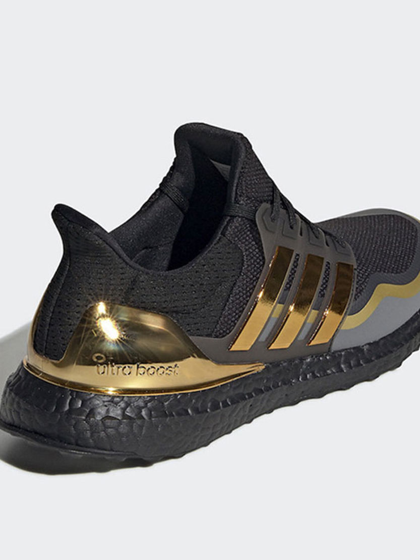 ADIDAS男子跑步鞋 ADIDAS男子跑步鞋