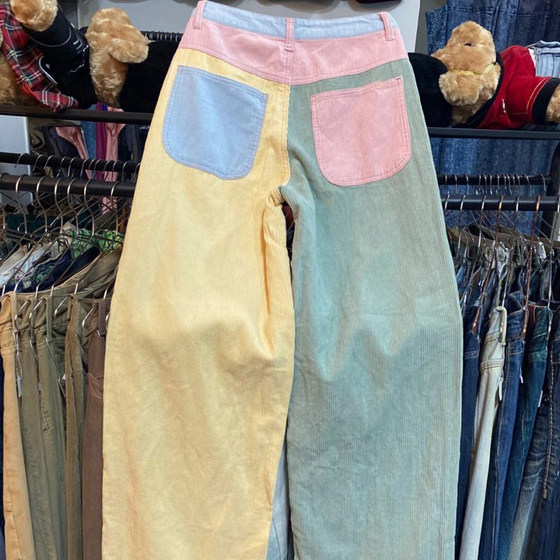 2025 spring and summer new niche design corduroy splicing contrasting color high waist wide-leg pants loose casual pants for women
2025 spring and summer new niche design corduroy splicing contrasting color high waist wide-leg pants loose casual pants for women