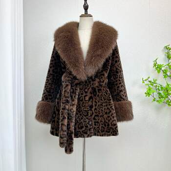 Fur new autumn and winter environmentally friendly hairy coat fashion
 Fur new autumn and winter environmentally friendly hairy coat fashion