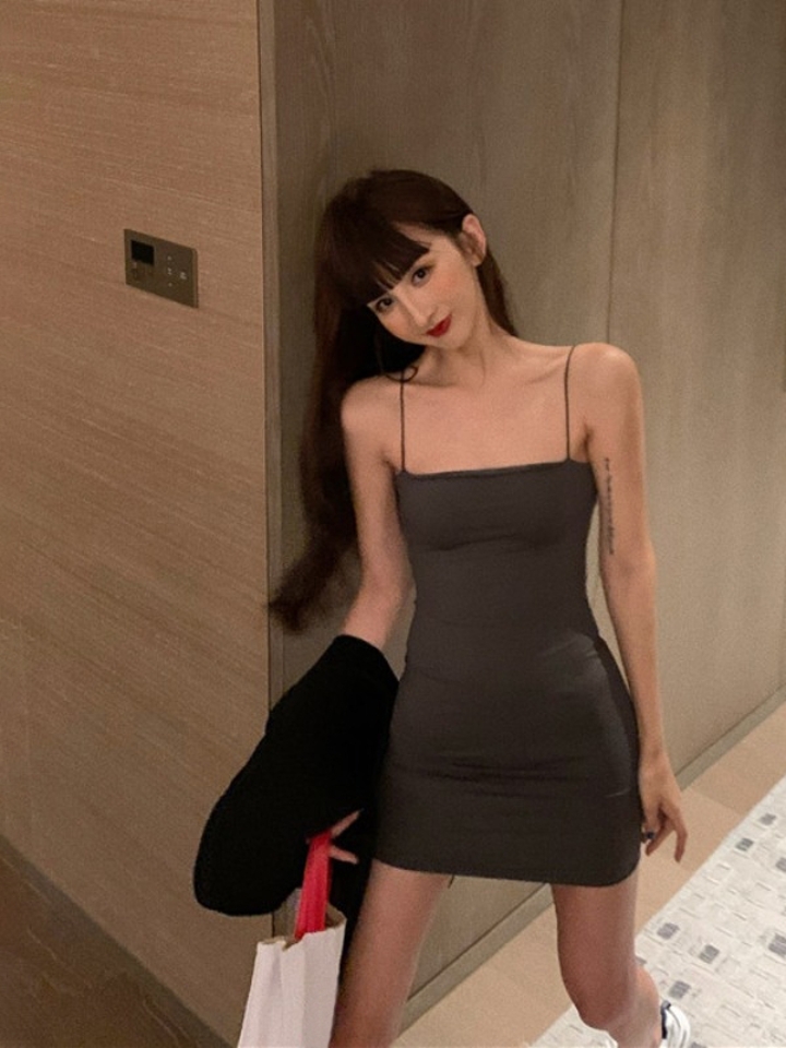 紧身性感包臀吊带裙子 紧身性感包臀吊带裙子