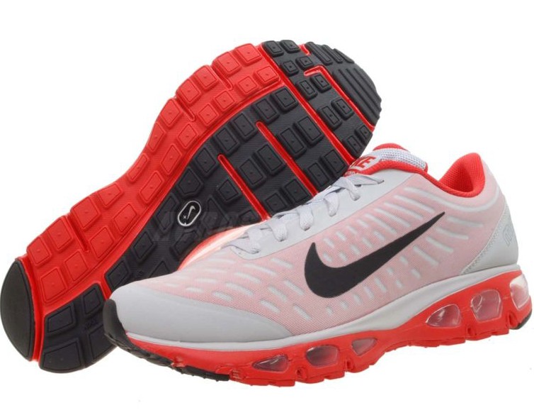 Кроссовки Nike 2014 AIR MAX 621225-700-017-006-404 Кроссовки Nike 2014 AIR MAX 621225-700-017-006-404 Nike / nike