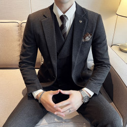Autumn and Winter Business Formal Woolen Suit Three-Piece Set Men's Casual Slim Wedding Groom Suit Jacket Autumn and Winter Business Formal Woolen Suit Three-Piece Set Men's Casual Slim Wedding Groom Suit Jacket