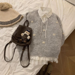 Autumn soft waxy jacquard bow v-neck gray sweater for women Japanese sweet loose lazy sweater top winter 
Autumn soft waxy jacquard bow v-neck gray sweater for women Japanese sweet loose lazy sweater top winter