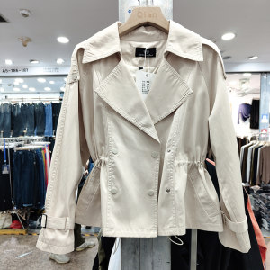 Short windbreaker jacket for women double-breasted spring 2025 new suit collar drawstring Korean version of small women's top 
Short windbreaker jacket for women double-breasted spring 2025 new suit collar drawstring Korean version of small women's top