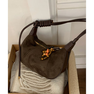 Underarm Bag Women's 2025 New Autumn and Winter Retro Fashion Saddle Bag Korean Niche Versatile Shoulder Crossbody Bag 
Underarm Bag Women's 2025 New Autumn and Winter Retro Fashion Saddle Bag Korean Niche Versatile Shoulder Crossbody Bag