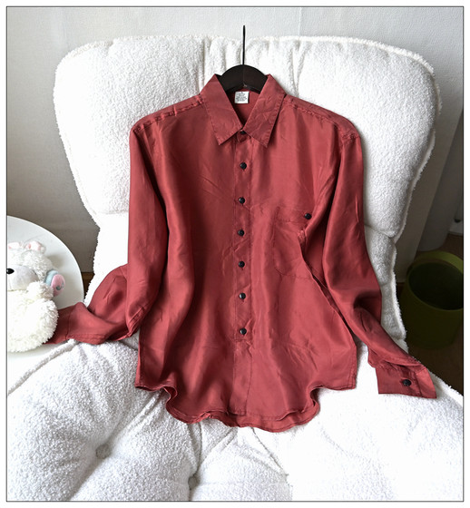 Small women's clothing 130,140 sun protection clothes 100% pure silk long-sleeved shirt comfortable casual and versatile solid color
Small women's clothing 130,140 sun protection clothes 100% pure silk long-sleeved shirt comfortable casual and versatile solid color