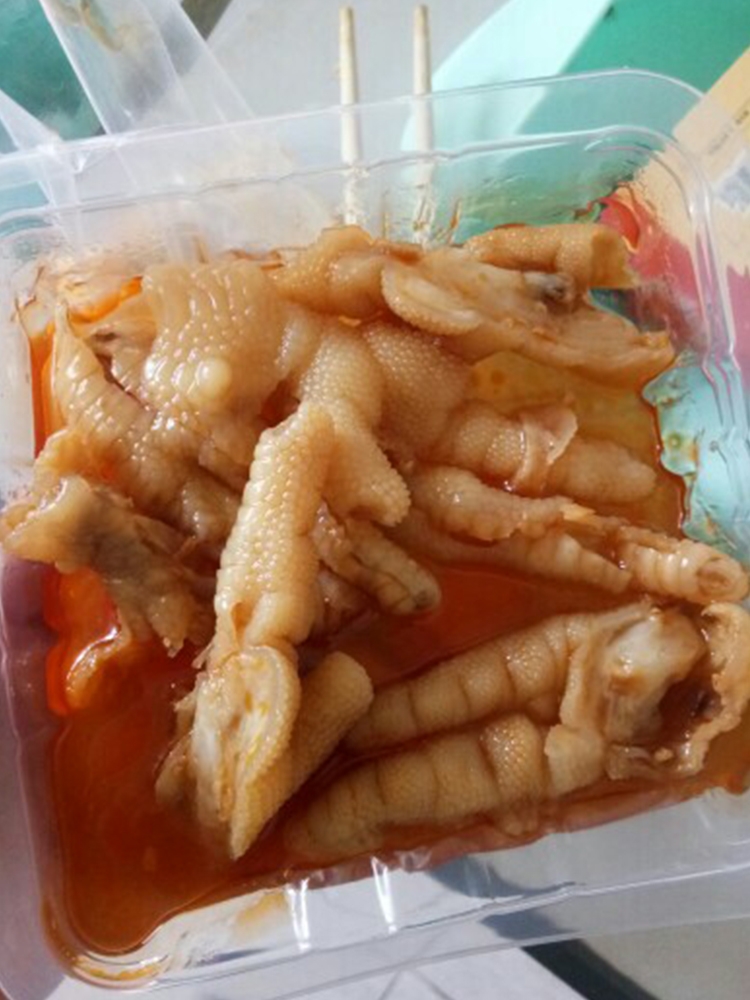 酸辣柠檬泡椒无骨鸡爪,一口一个超满足 酸辣柠檬泡椒无骨鸡爪,一口一个超满足