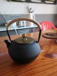 Xiaoding copper lid and iron handle cast iron kettle Xiaoding copper lid and iron handle cast iron kettle