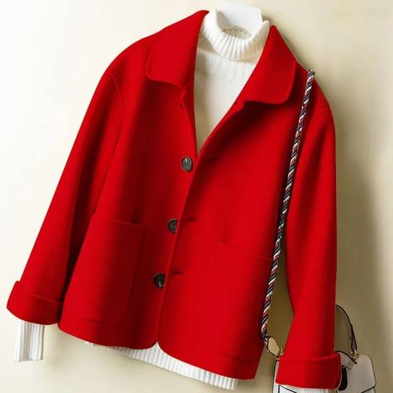 Spring and winter short cloak waist waist versatile fashion 2023 Korean version of new hair woolen woolen woolen woolen coat tide
Spring and winter short cloak waist waist versatile fashion 2023 Korean version of new hair woolen woolen woolen woolen coat tide