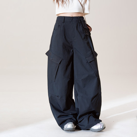 Navy blue American retro overalls for women in autumn new high-waist loose slimming multi-pocket scimitar wide-leg pants
Navy blue American retro overalls for women in autumn new high-waist loose slimming multi-pocket scimitar wide-leg pants