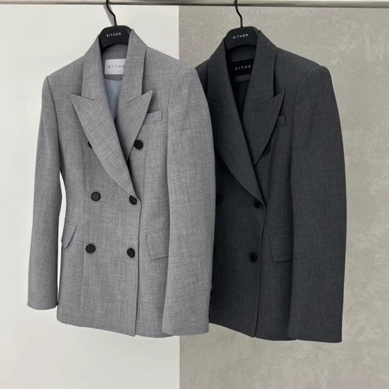 Gray suit jacket for women 2025 spring new Korean style high-end hourglass waist-hugging small casual temperament suit Gray suit jacket for women 2025 spring new Korean style high-end hourglass waist-hugging small casual temperament suit