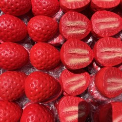 Muji simulated fruit crisp slow rebound toy strawberry crisp banana apple fruit crisp decompression pinch toy Muji simulated fruit crisp slow rebound toy strawberry crisp banana apple fruit crisp decompression pinch toy