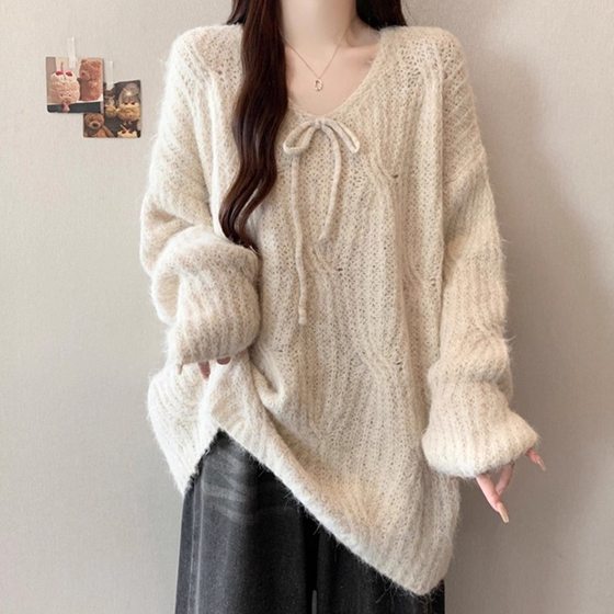 2025 Lazy style V-neck bow soft waxy sweater autumn fat girl gentle temperament slim long-sleeved sweater 
2025 Lazy style V-neck bow soft waxy sweater autumn fat girl gentle temperament slim long-sleeved sweater