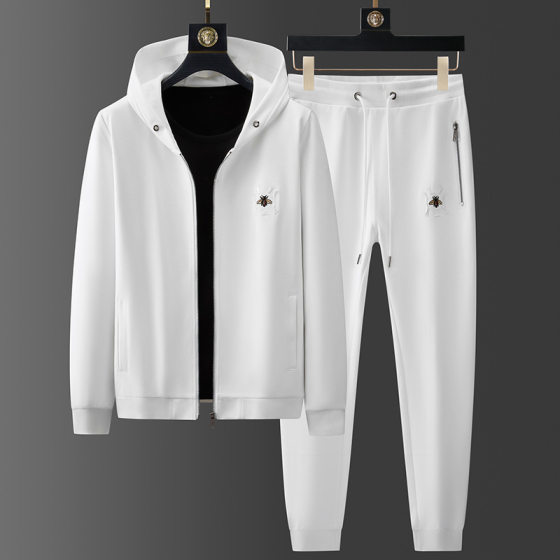 Little Bee Men's Sports and Casual Suit 2024 Autumn New Trendy Hooded Sweatshirt Jacket Loose Pants
Little Bee Men's Sports and Casual Suit 2024 Autumn New Trendy Hooded Sweatshirt Jacket Loose Pants