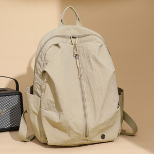 Women's 2025 new lightweight and versatile nylon cloth outdoor leisure travel bag large capacity commuting backpack trend Women's 2025 new lightweight and versatile nylon cloth outdoor leisure travel bag large capacity commuting backpack trend