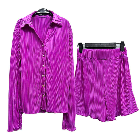 New women's pleated POLO collar single-breasted long-sleeved loose top + high-waist elastic waist shorts two-piece set
New women's pleated POLO collar single-breasted long-sleeved loose top + high-waist elastic waist shorts two-piece set