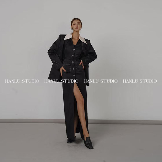 HanLu studio deconstructionist heavy industry asymmetrical bright-wire arch needle blazer lapel sleeveless dress
HanLu studio deconstructionist heavy industry asymmetrical bright-wire arch needle blazer lapel sleeveless dress