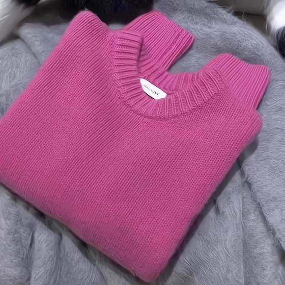 Super beautiful outfit Raspberry Pink Round Neck Sweater for Women in Autumn New Style Super Popular Soft Glutinous Simple Fashion Pullover Top Super beautiful outfit Raspberry Pink Round Neck Sweater for Women in Autumn New Style Super Popular Soft Glutinous Simple Fashion Pullover Top