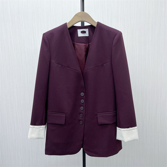 2025 autumn new product, blazer, fashionable casual, classic loose commuter and versatile suit 1062
2025 autumn new product, blazer, fashionable casual, classic loose commuter and versatile suit 1062