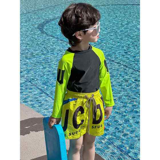 French BADNUT children's swimsuit boys long sleeves medium-sized big boys swimming trunks sun protection quick-drying split swimsuit
French BADNUT children's swimsuit boys long sleeves medium-sized big boys swimming trunks sun protection quick-drying split swimsuit