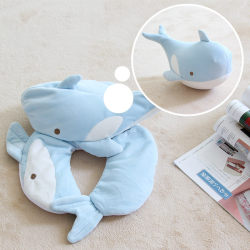 Logo deformable cartoon penguin portable pillow Logo deformable cartoon penguin portable pillow