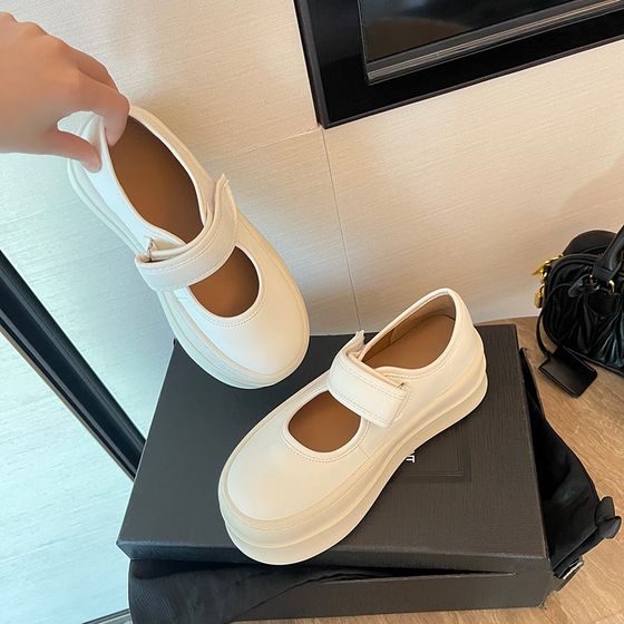 Trumpchi women's shoes ~ Sponge cake thick sole l French Mary Jane women's shoes height-enhancing Velcro shallow mouth single shoes 2024 summer new style
Trumpchi women's shoes ~ Sponge cake thick sole l French Mary Jane women's shoes height-enhancing Velcro shallow mouth single shoes 2024 summer new style