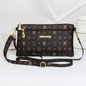 New casual crossbody bag for women, fashionable shoulder bag, Korean version of women's shoulder bag, clutch bag, mobile phone bag, coin wallet 
New casual crossbody bag for women, fashionable shoulder bag, Korean version of women's shoulder bag, clutch bag, mobile phone bag, coin wallet