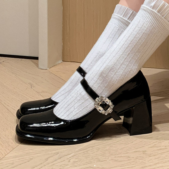 2025 new square-head rhinestone buckle Mary Jane shoes for women new genuine leather shallow mouth French high heels wedding shoes
2025 new square-head rhinestone buckle Mary Jane shoes for women new genuine leather shallow mouth French high heels wedding shoes