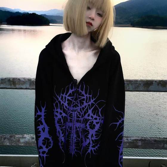 Wet body original Subculture hooded sweatshirt dark goth loose coat tattoo print top for women
Wet body original Subculture hooded sweatshirt dark goth loose coat tattoo print top for women