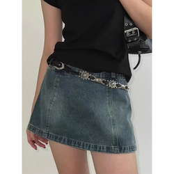 American Retro Carved Belt for Women, Versatile for Jeans and Skirts, Leather Belt Accessory with a High-End Feel, Niche Design, Slimming Waist Chain, Trendy American Retro Carved Belt for Women, Versatile for Jeans and Skirts, Leather Belt Accessory with a High-End Feel, Niche Design, Slimming Waist Chain, Trendy