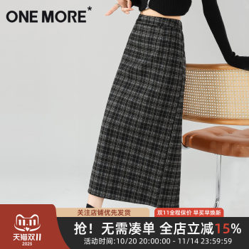 onemore autumn and winter plaid skirt 
onemore autumn and winter plaid skirt