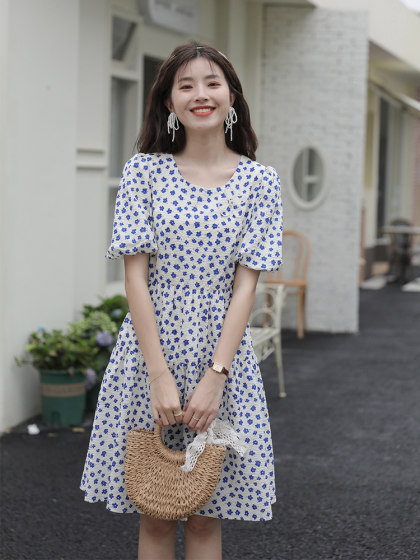 Cat Niangzhi dress for women's summer thin 2024 new waist-hugging slim A-line skirt French first love floral midi skirt
Cat Niangzhi dress for women's summer thin 2024 new waist-hugging slim A-line skirt French first love floral midi skirt