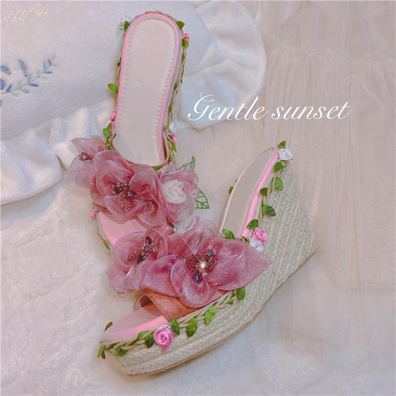 2024 summer sweet straw weaving slope and flip-flops outside flowers fairy dreamy heightening and versatile temperament
2024 summer sweet straw weaving slope and flip-flops outside flowers fairy dreamy heightening and versatile temperament